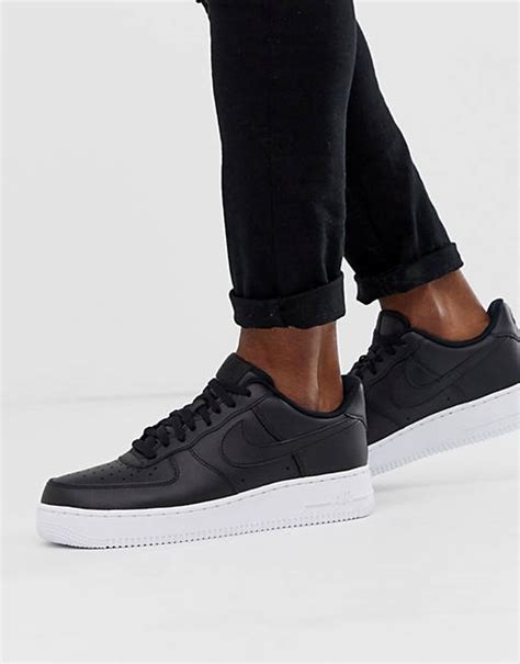 Nike – Air Force 1 '07 – Schwarze Sneaker mit weißer 